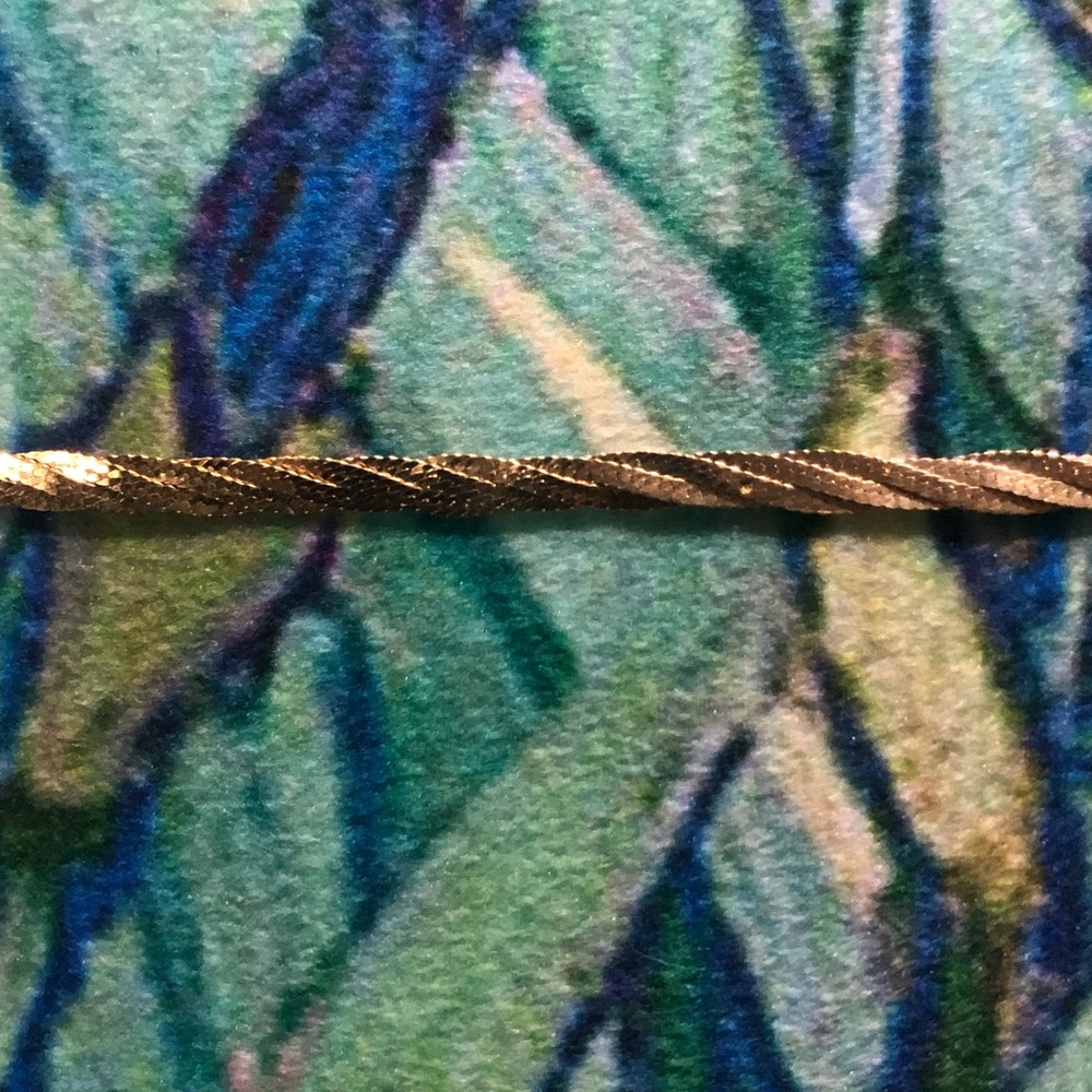 14kt solid gold bracelet. Triple twist Serpentine chain. 2.0mm NWOT